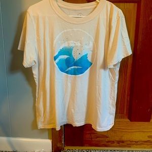 Graphic tee